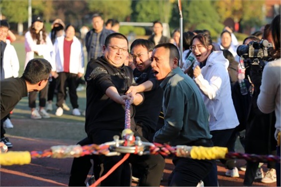 “同心聚力，筑梦起航”——千亿体育在线举行更名后第一届教职工趣味运动会